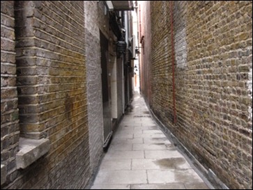 A rather narrow London street