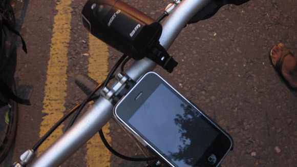 B&M Ixon IQ bike light sat on the bicycle handlebars