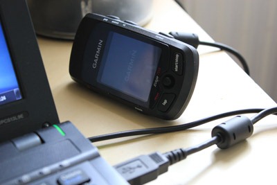 garmin-attached-to-laptop-small garmin-attached-to-laptop-small