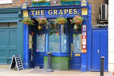 The grapes pub