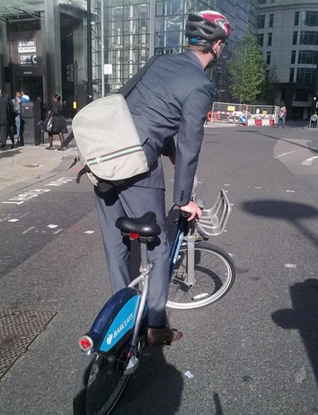 boris-bike-track-stand