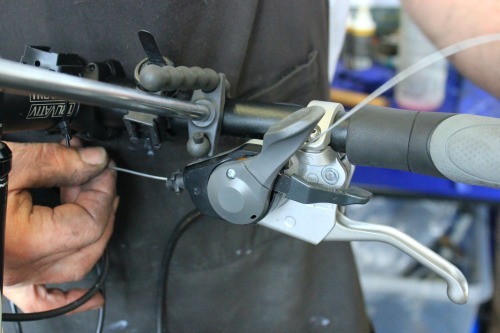 Remove gear cable
