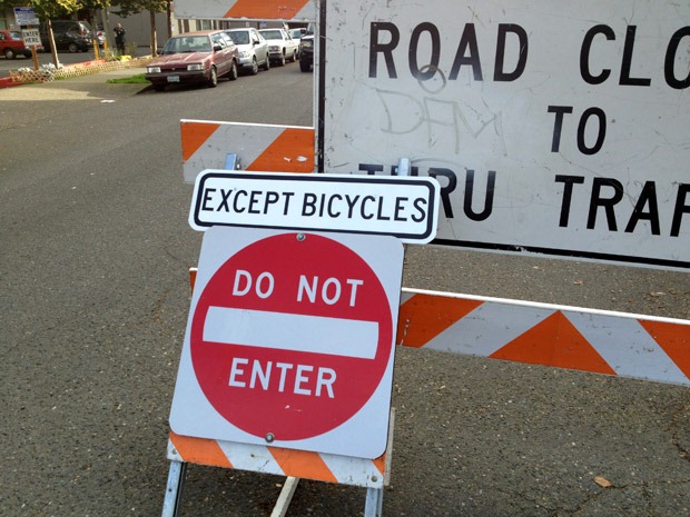 Bicycle provision on a closed road with roadworks in Portland