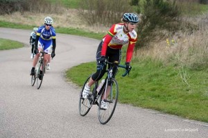 Autumnal racing in autumnal kit Racing in my favourite combo: arm warmers and ¾ lengths. Credit: London Cycle Sport