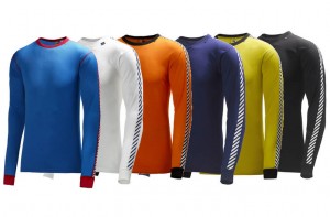 Helly Hansen's stripe crew dry layer