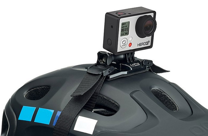  GoPro  Helmet Mount vs Helmet Strap and Handlebar Mount